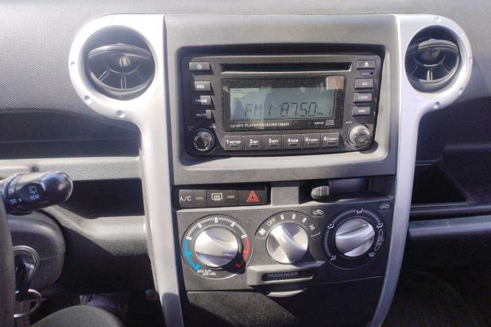 Used Great Wall M2 2010 1.5L Manual Luxury Edition Audio And AC Panel