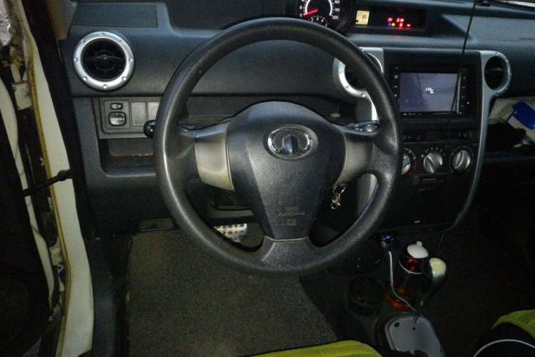Used Great Wall M2 2010 1.5L CVT Luxury Edition Steering Wheel