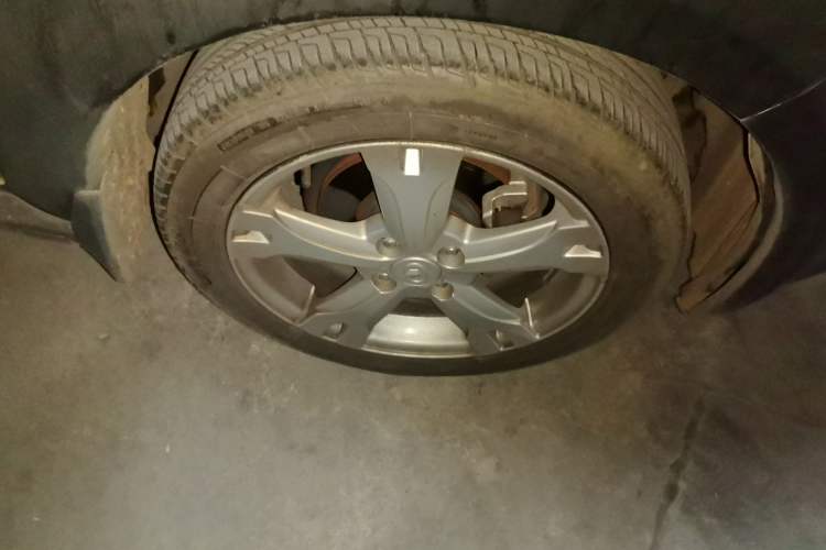 Used Great Wall M2 2010 1.5L Manual Luxury Edition Right Front Wheel Hub