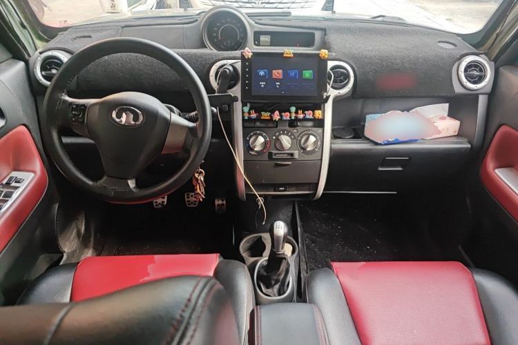 Used Great Wall M2 2012 1.5L Manual Urban Edition Center Console
