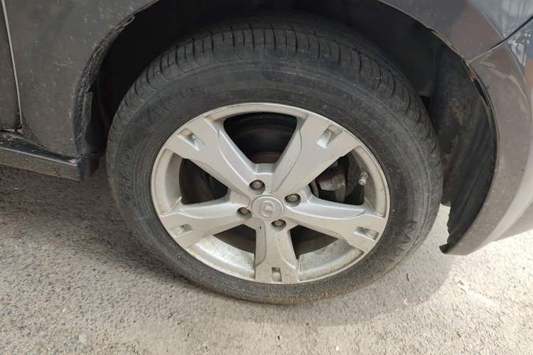 Used Great Wall M2 2012 1.5L Manual Urban Edition Right Front Wheel Hub
