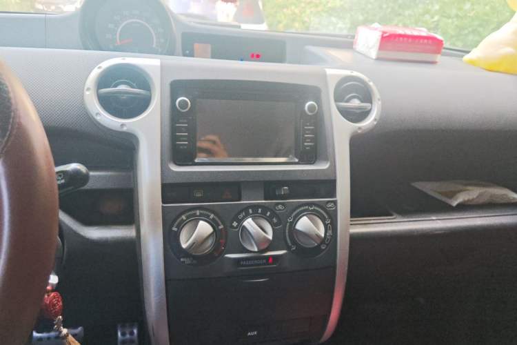 Used Great Wall M2 2012 1.5L CVT Urban Edition Audio And AC Panel
