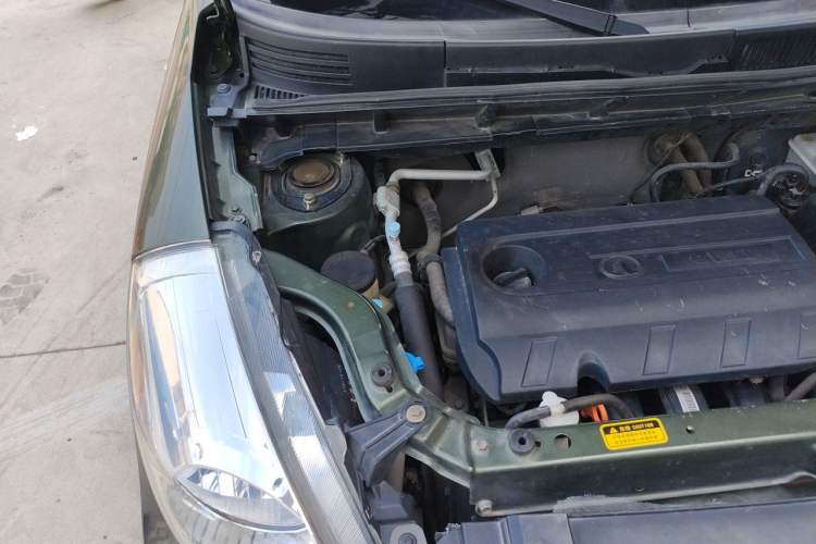 Used Great Wall M2 2012 1.5L Manual Urban Edition Engine Bay Right