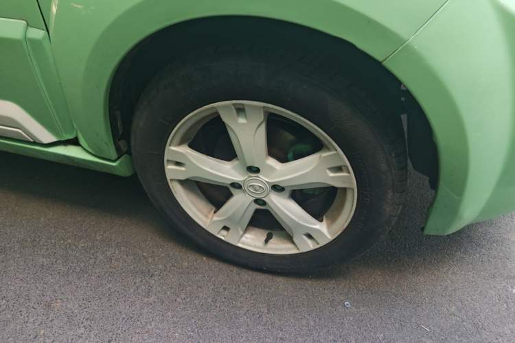 Used Great Wall M2 2012 1.5L CVT Urban Edition Right Front Wheel Hub