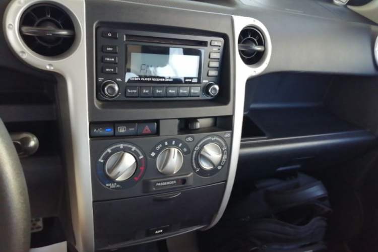 Used Great Wall M2 2012 1.5L CVT Urban Edition Audio And AC Panel