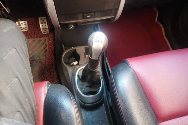 Used Great Wall M2 2012 1.5L Manual Urban Edition Gear Lever
