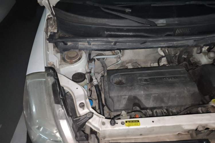 Used Great Wall M2 2012 1.5L CVT Urban Edition Engine Bay Right
