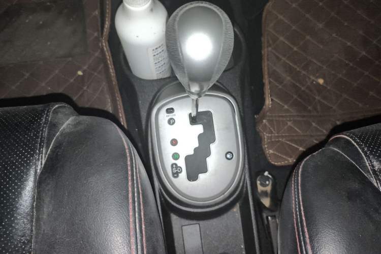 Used Great Wall M2 2012 1.5L CVT Urban Edition Gear Lever