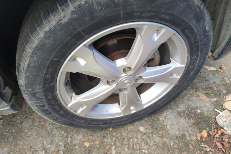 Used Great Wall M2 2012 1.5L Manual Urban Edition Right Front Wheel Hub