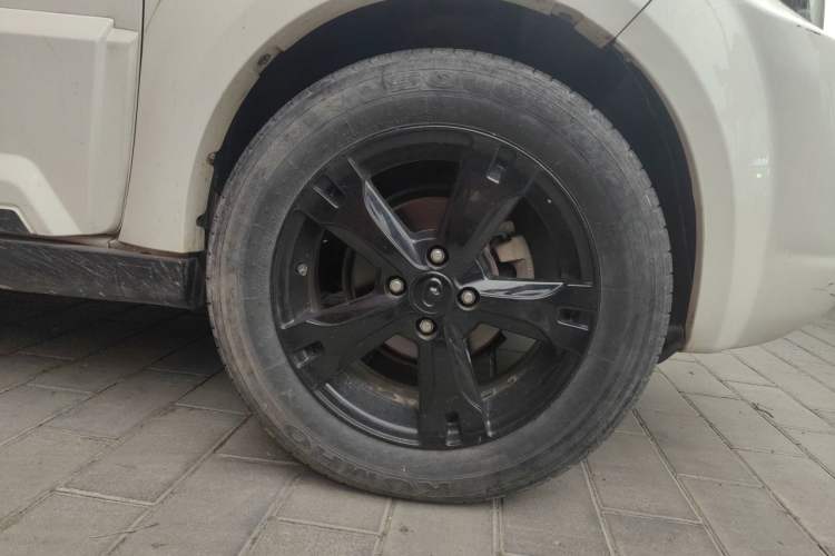 Used Great Wall M2 2012 1.5L Manual Urban Edition Right Front Wheel Hub
