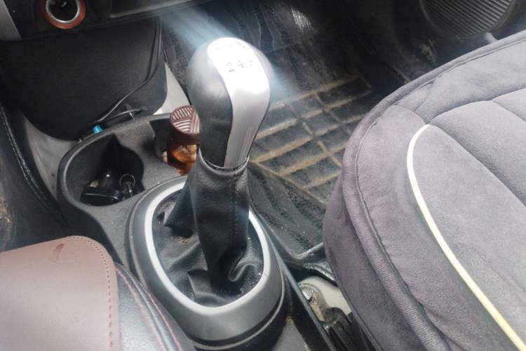 Used Great Wall M2 2012 1.5L Manual Urban Edition Gear Lever