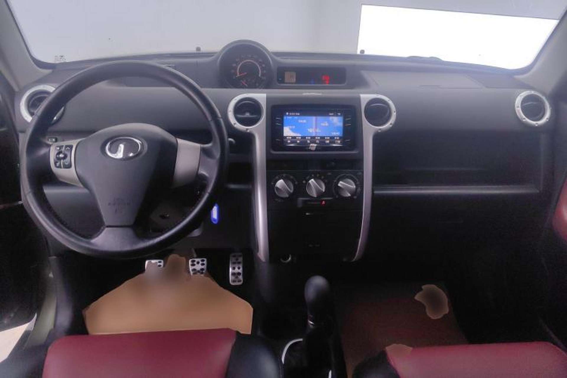 Used Great Wall M2 2013 1.5L Manual Navigation Version Center Console
