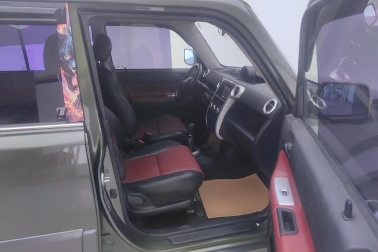 Used Great Wall M2 2013 1.5L Manual Navigation Version Right Front Seat