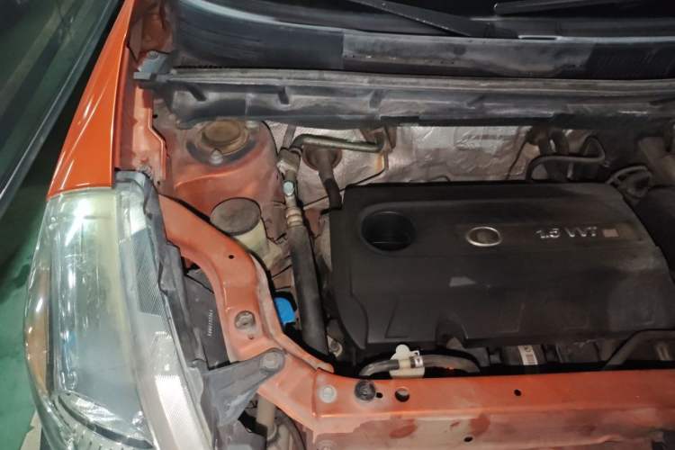 Used Great Wall M2 2013 1.5L Manual Navigation Version Engine Bay Right
