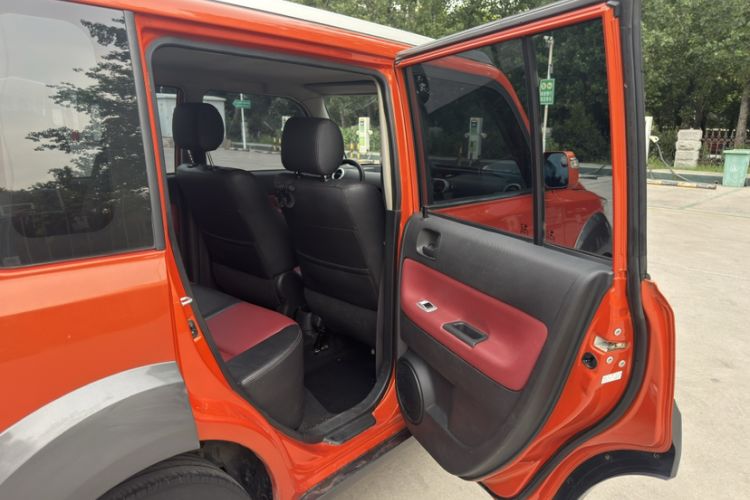 Used Great Wall M2 2013 1.5L Manual Navigation Version Interior 10