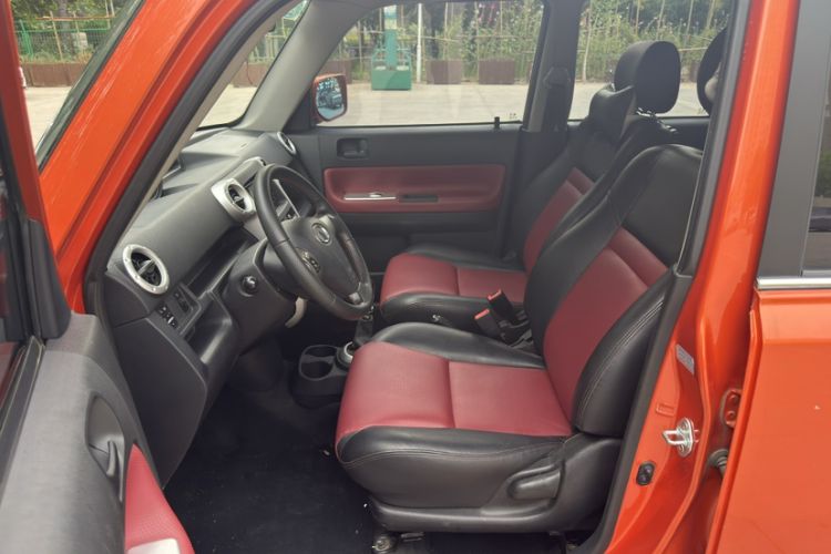Used Great Wall M2 2013 1.5L Manual Navigation Version Interior 4