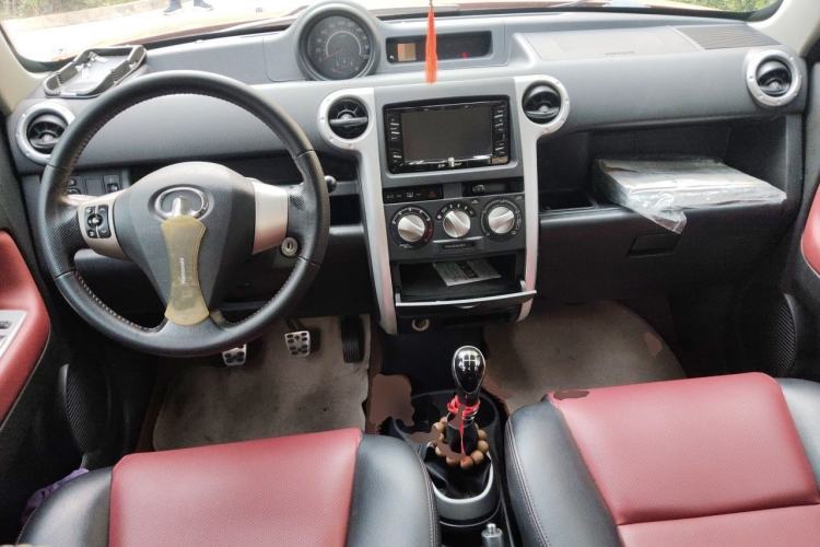 Used Great Wall M2 2013 1.5L Manual Navigation Version Center Console