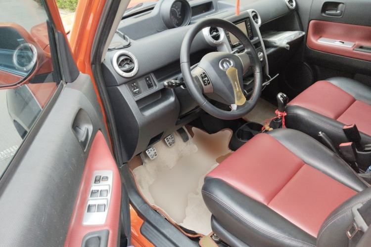 Used Great Wall M2 2013 1.5L Manual Navigation Version Driver Seat
