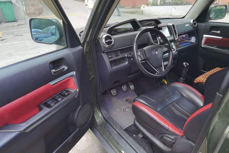 Used Great Wall M2 2014 1.5L Manual Urban Edition Driver Seat
