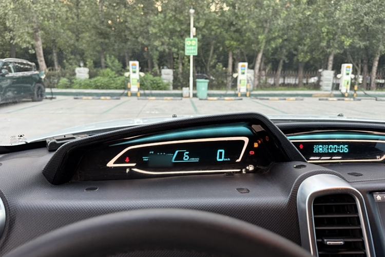 Used Great Wall M2 2014 1.5L Manual Elite Edition Interior 10