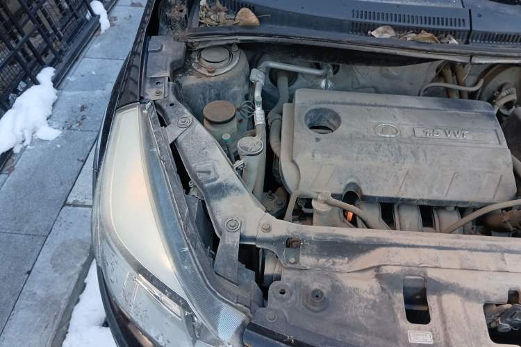 Used Great Wall M4 2012 1.5L Manual Luxury Version Engine Bay Right