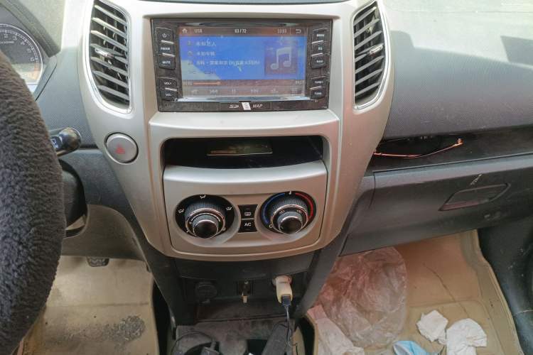 Used Great Wall M4 2012 1.5L Manual Luxury Version Audio And AC Panel