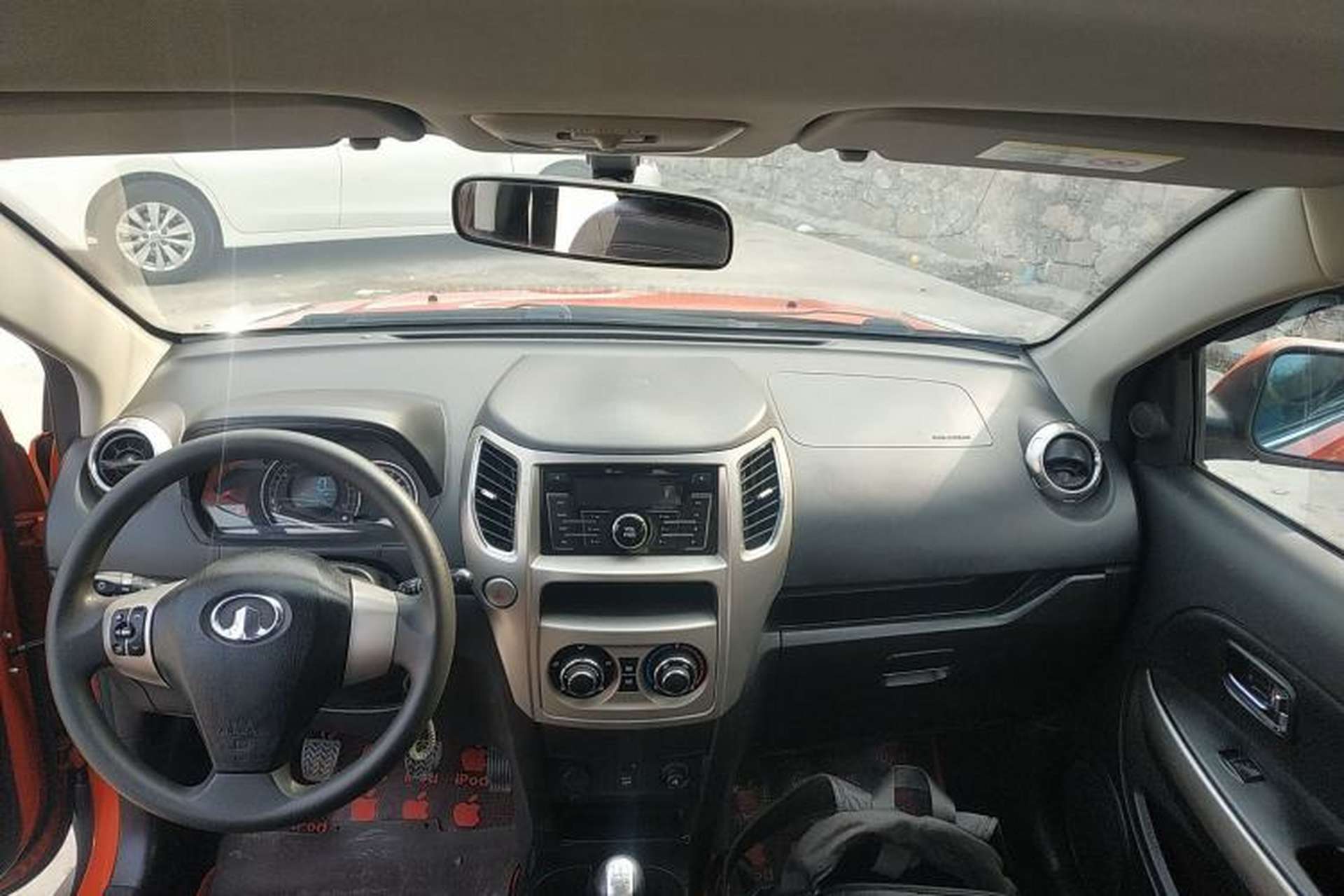 Used Great Wall M4 2012 1.5L Manual Comfort Version Center Console
