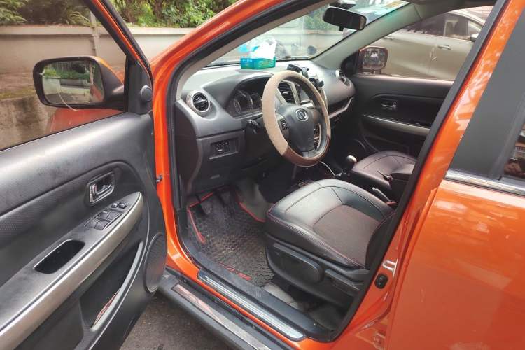 Used Great Wall M4 2012 1.5L Manual Comfort Version Driver Seat