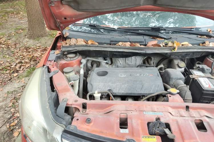 Used Great Wall M4 2012 1.5L Manual Luxury Version Engine Bay Right
