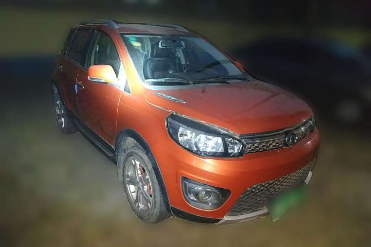 Used Great Wall M4 2012 1.5L Manual Comfort Version Front Right 45 Deg