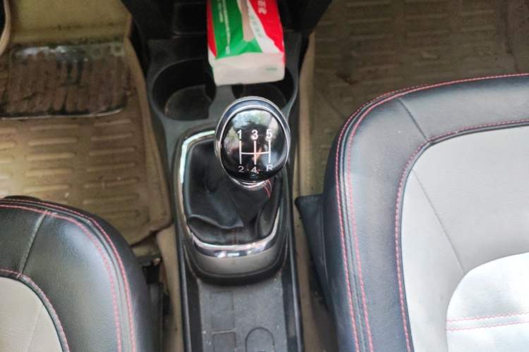 Used Great Wall M4 2012 1.5L Manual Comfort Version Gear Lever