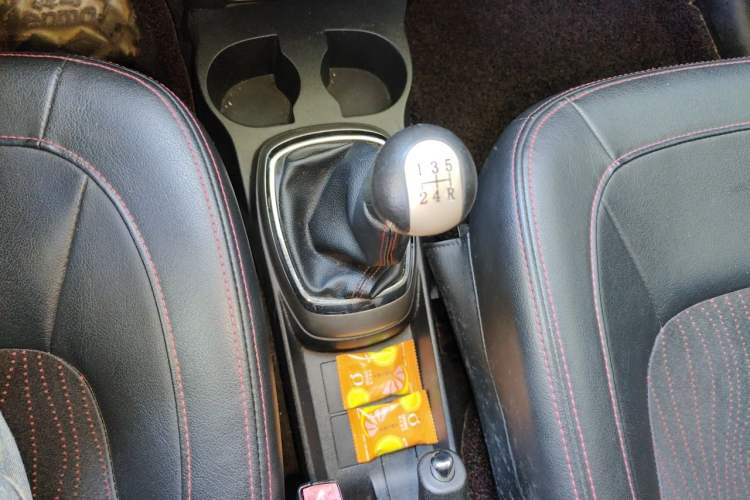 Used Great Wall M4 2012 1.5L Manual Luxury Version Gear Lever