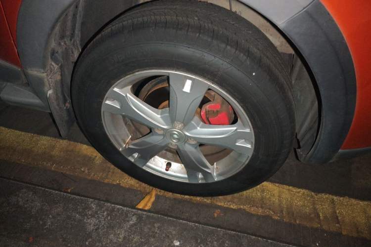 Used Great Wall M4 2012 1.5L Manual Comfort Version Right Front Wheel Hub