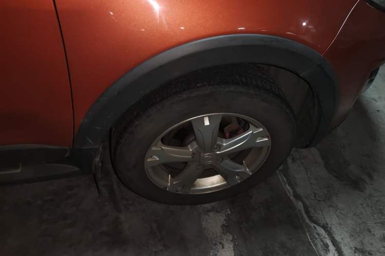 Used Great Wall M4 2012 1.5L Manual Comfort Version Right Front Wheel Hub