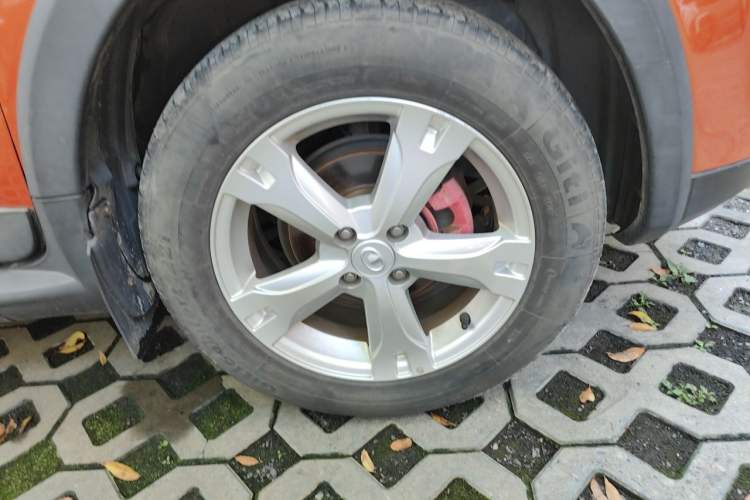 Used Great Wall M4 2012 1.5L Manual Luxury Version Right Front Wheel Hub