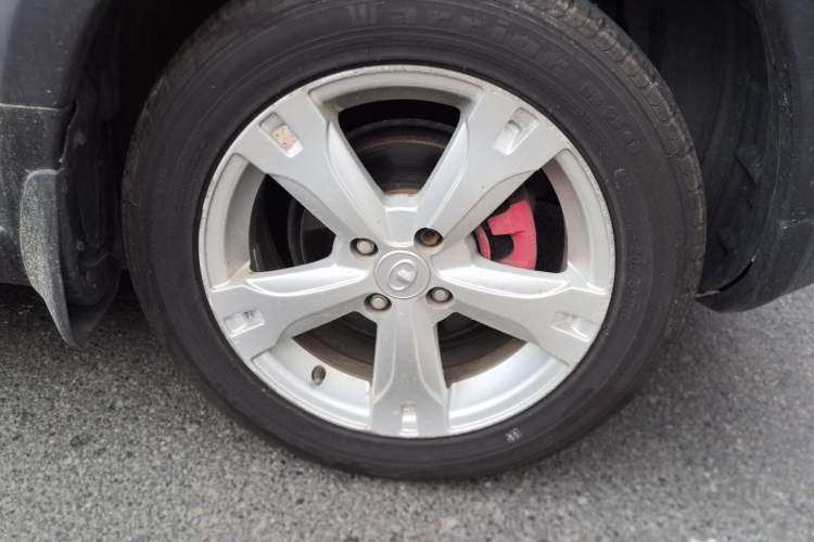 Used Great Wall M4 2012 1.5L Manual Luxury Version Right Front Wheel Hub