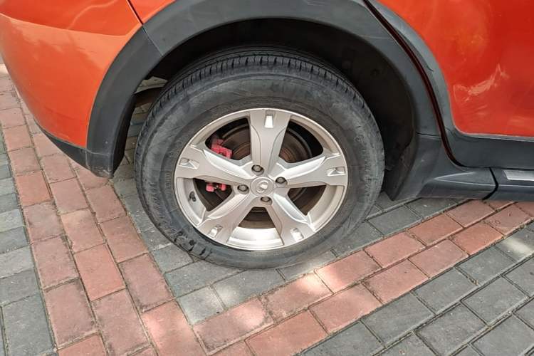 Used Great Wall M4 2012 1.5L Manual Luxury Version Right Rear Wheel Hub