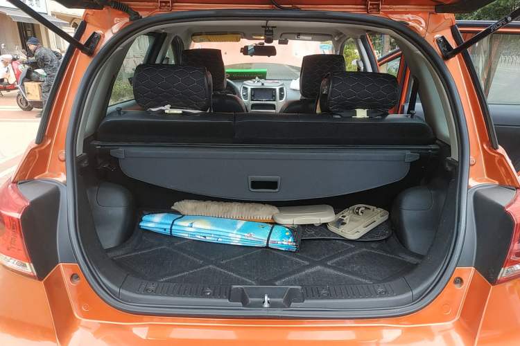 Used Great Wall M4 2012 1.5L Manual Luxury Version Trunk