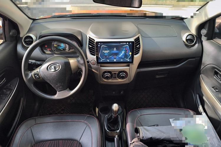 Used Great Wall M4 2012 1.5L Manual Comfort Version Center Console