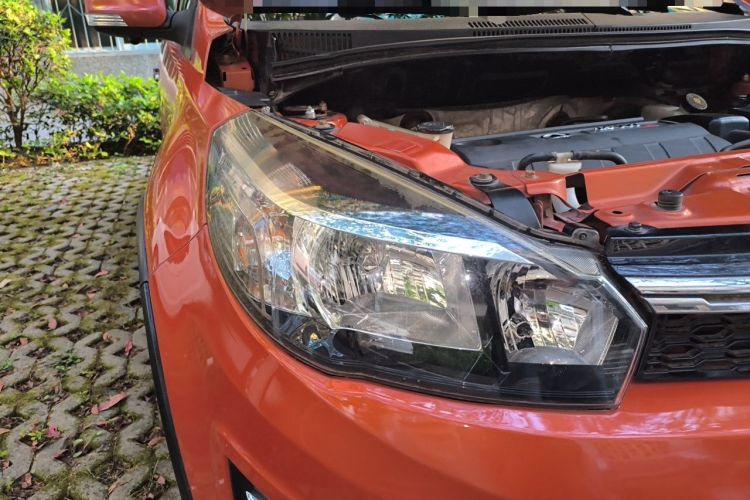 Used Great Wall M4 2012 1.5L Manual Comfort Version Right Front Headlight