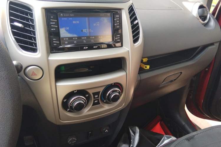 Used Great Wall M4 2012 1.5L Manual Luxury Version Audio And AC Panel