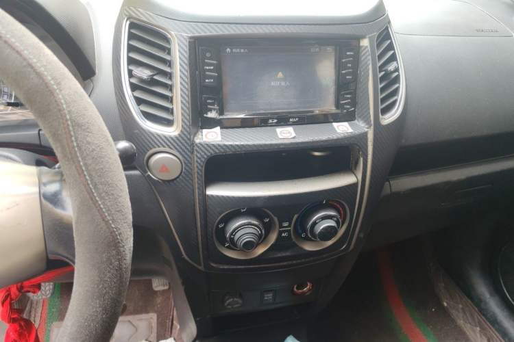 Used Great Wall M4 2012 1.5L Manual Luxury Version Audio And AC Panel