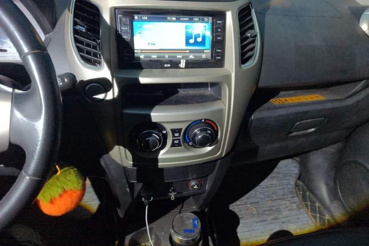 Used Great Wall M4 2012 1.5L Manual Luxury Version Audio And AC Panel