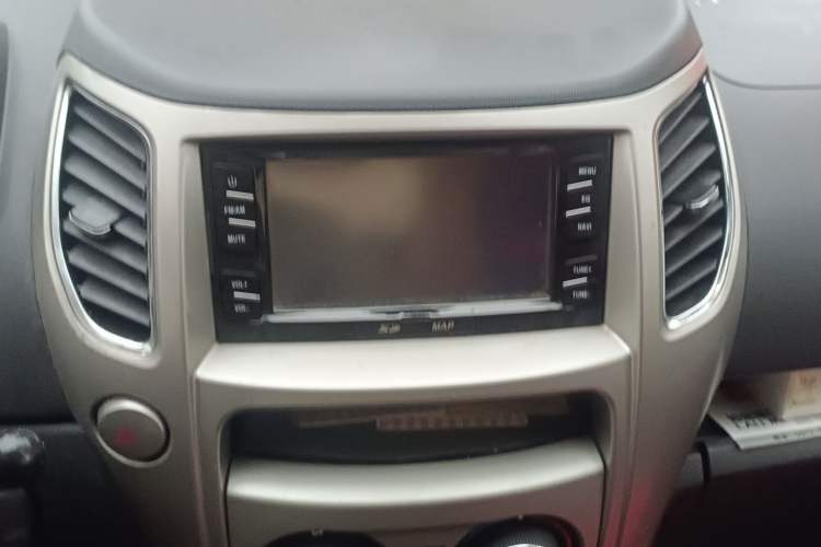 Used Great Wall M4 2012 1.5L Manual Luxury Version Audio And AC Panel