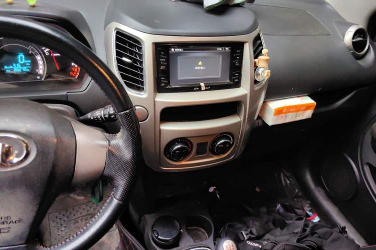 Used Great Wall M4 2012 1.5L Manual Elite Edition Audio And AC Panel