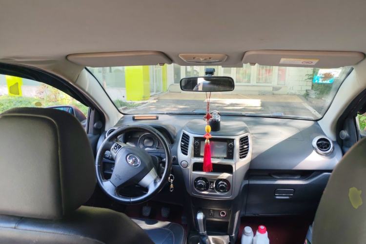Used Great Wall M4 2012 1.5L Manual Comfort Version Center Console