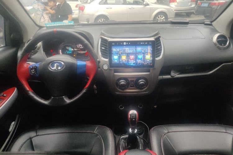 Used Great Wall M4 2012 1.5L Manual Comfort Version Center Console