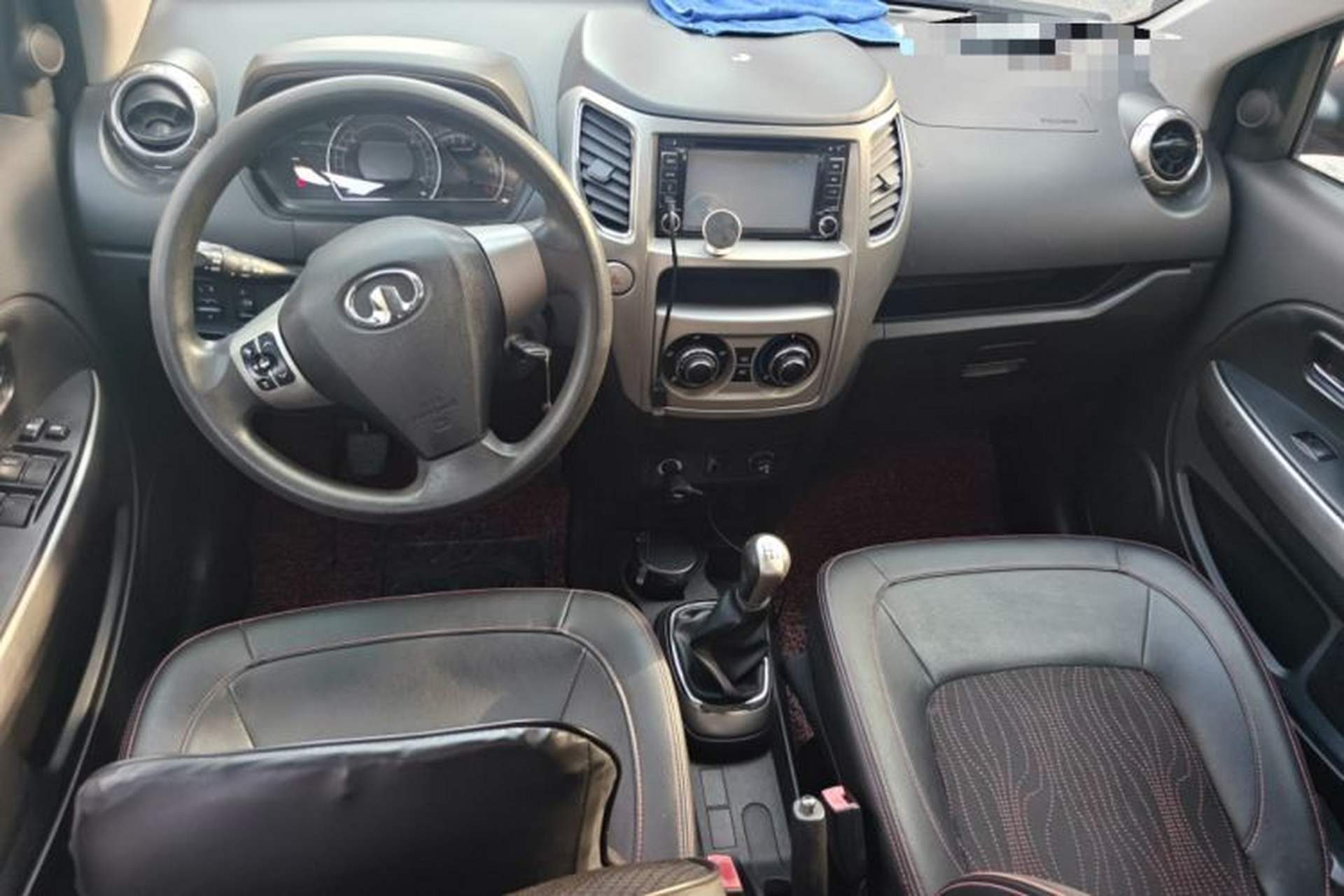 Used Great Wall M4 2012 1.5L Manual Comfort Version Center Console