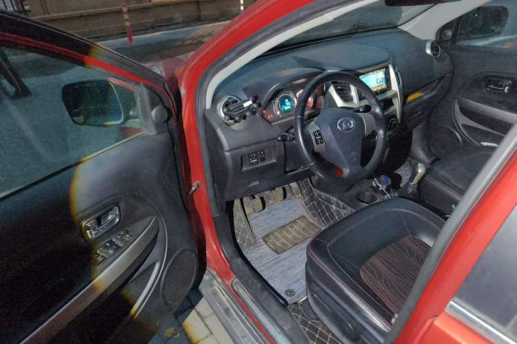 Used Great Wall M4 2012 1.5L Manual Luxury Version Driver Seat