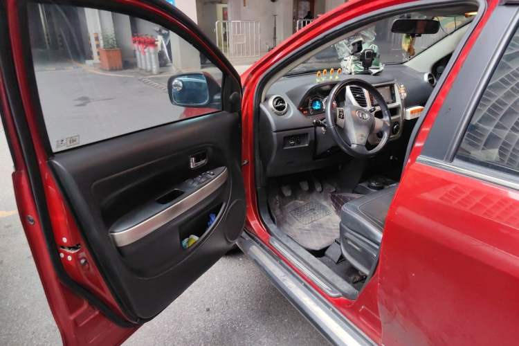 Used Great Wall M4 2012 1.5L Manual Elite Edition Driver Seat